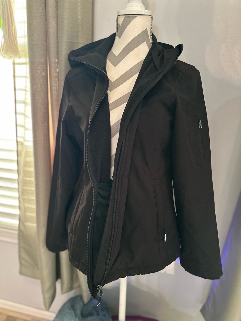 Size L Outdoor Ventures Women’s Black Softshell Fleece Lined Jacket Gorpcore